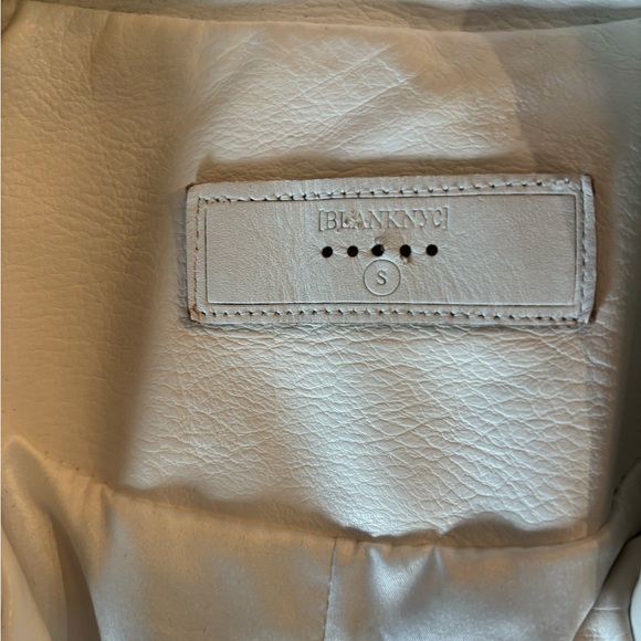 Floral Embroidered White Jacket - Picture 3 of 3